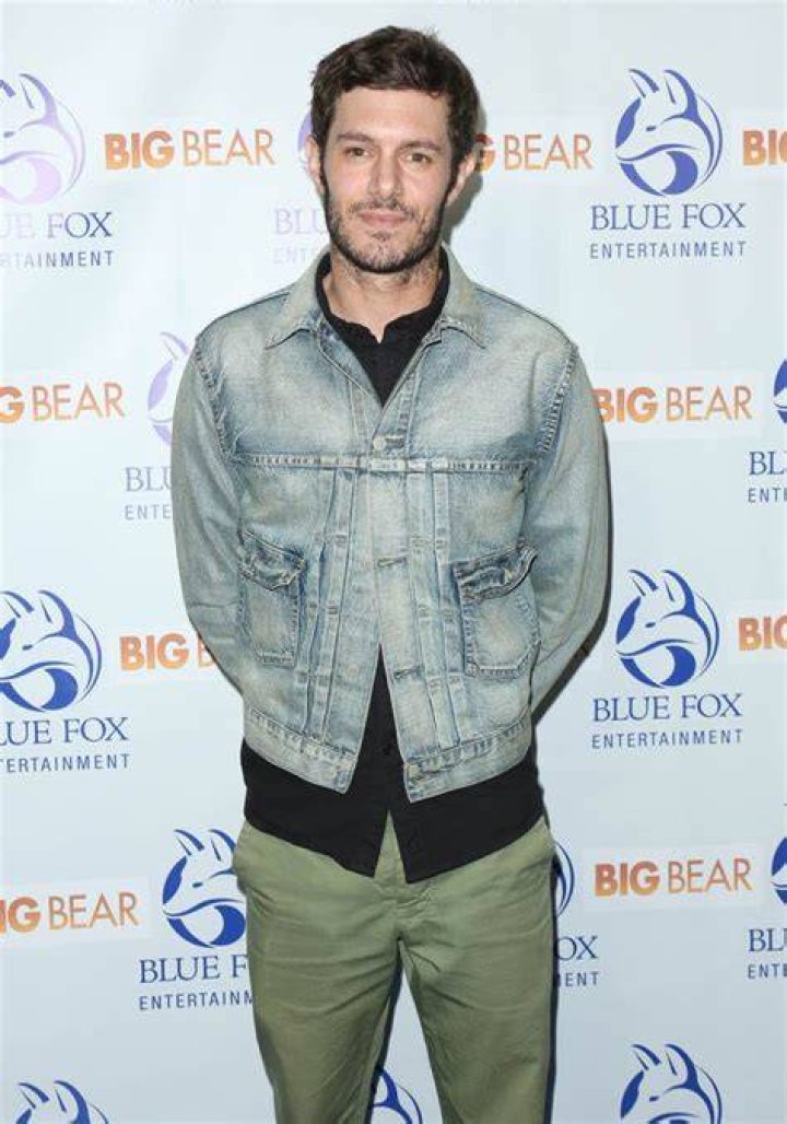 Adam Brody Birthday, Real Name, Family, Age, Weight, Height, Wife