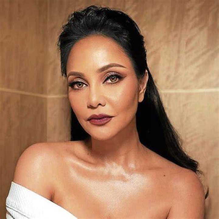 After initial anxiety attacks, Eula Valdes now enjoys quarantine life