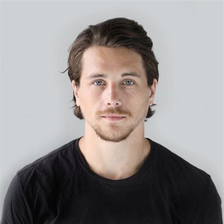 Ben Robson Poses for Interview, Talks 'Animal Kingdom' The Fashionisto