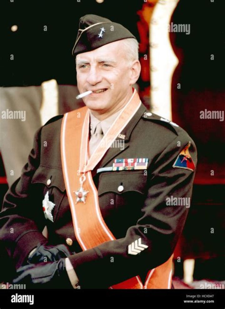 C. SCOTT IN THE 1970 FILM "PATTON" 8X10 PUBLICITY PHOTO (DD192)