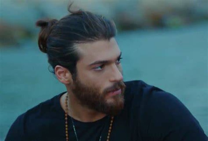 Can Yaman in Erkenci Kus Turkish Actors and Actresses Photo (41912543