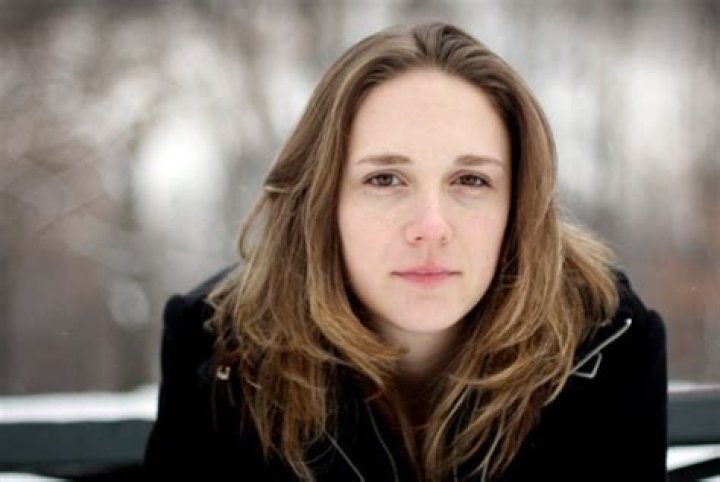 Celebrities Julia Weldon, Birthday 1983 FMovies
