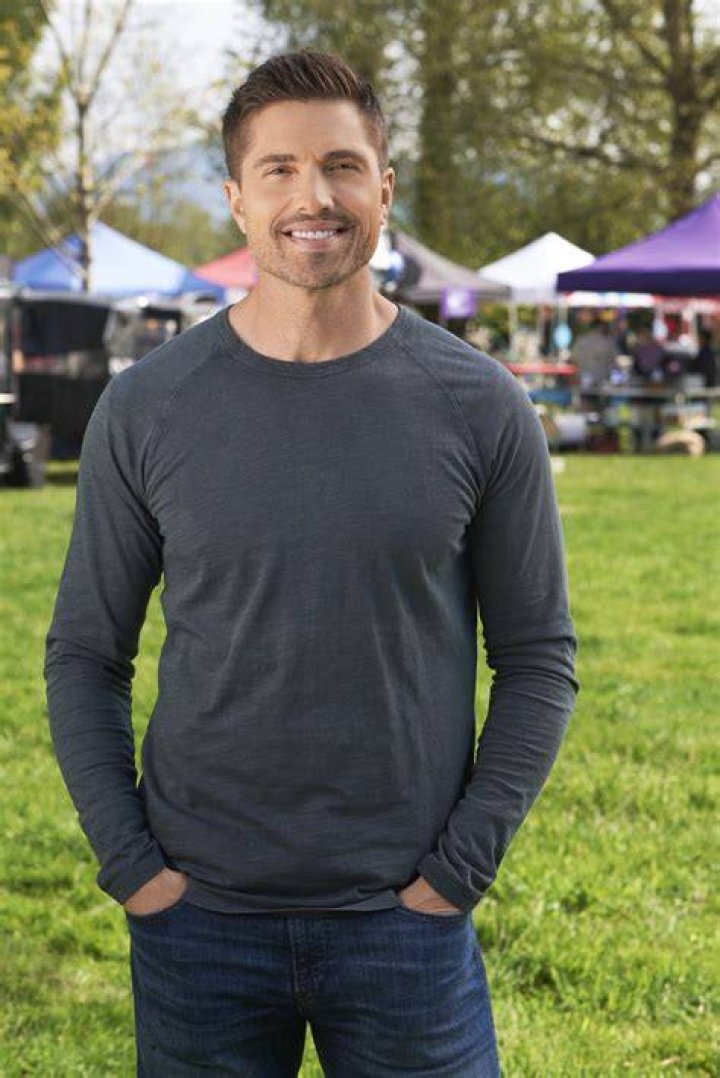 Eric Winter on A Taste of Summer