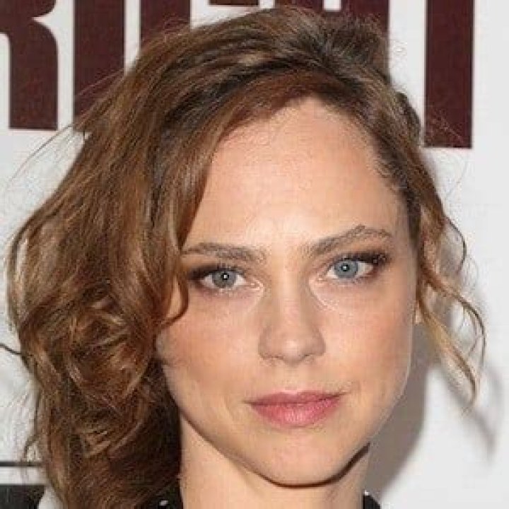 Fiona Dourif Ethnicity of Celebs What Nationality Ancestry Race