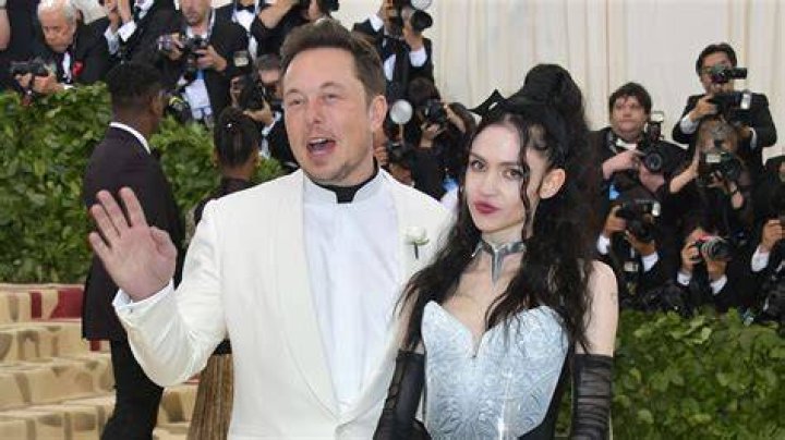 Grimes k&ouml;nnte sich ohne Elon Musks Hilfe kein Haus leisten
