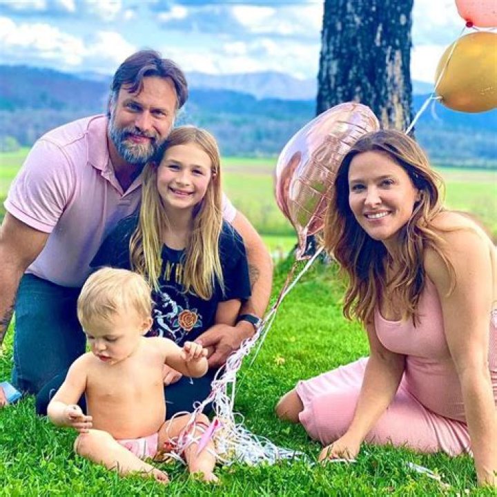 Is Jill Wagner the Daughter of Robert Wagner?