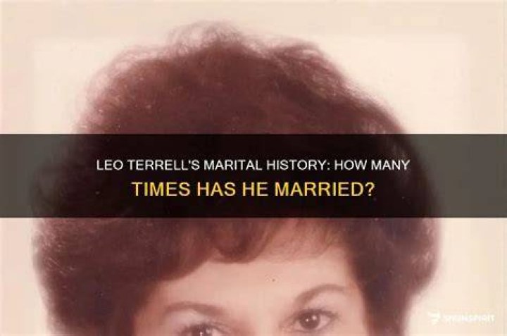 Leo Terrell 1 A married couple had their photo taken sepa… Flickr