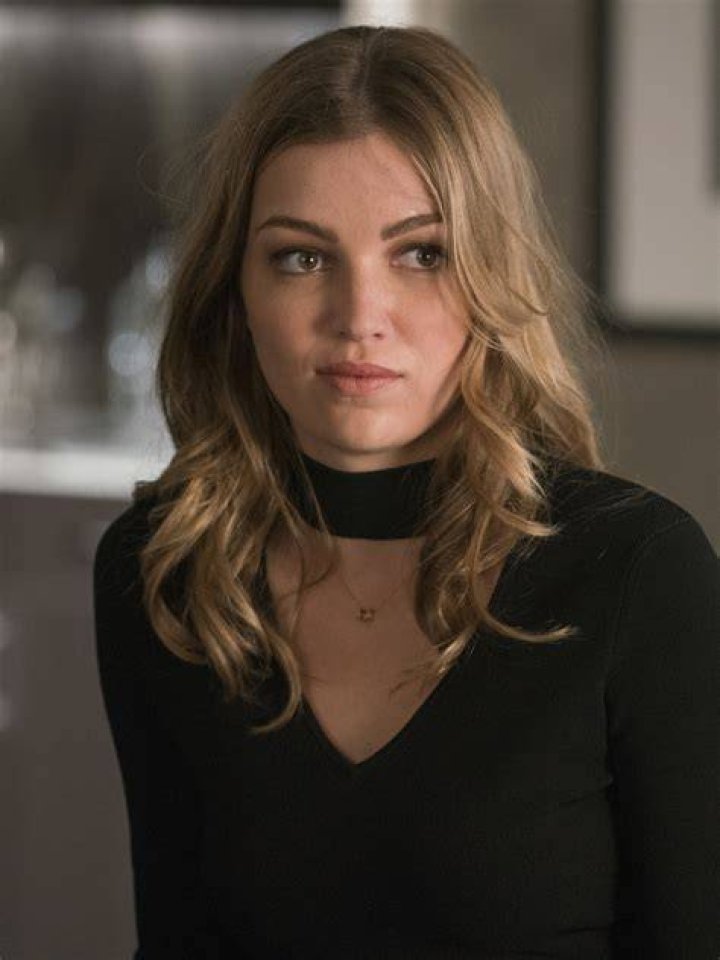 Lili Simmons / jasminesimmons Nude, OnlyFans Leaks, The Fappening