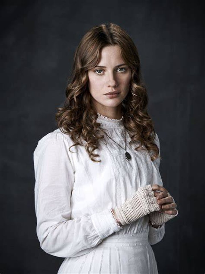 Lily Sullivan as Miranda Reid in Picnic at Hanging Rock Lily Sullivan