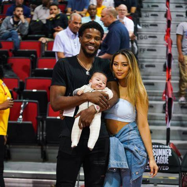 Malik Yoba&rsquo;s Baby Mama Slams Him for Not Preparing Them for Trans