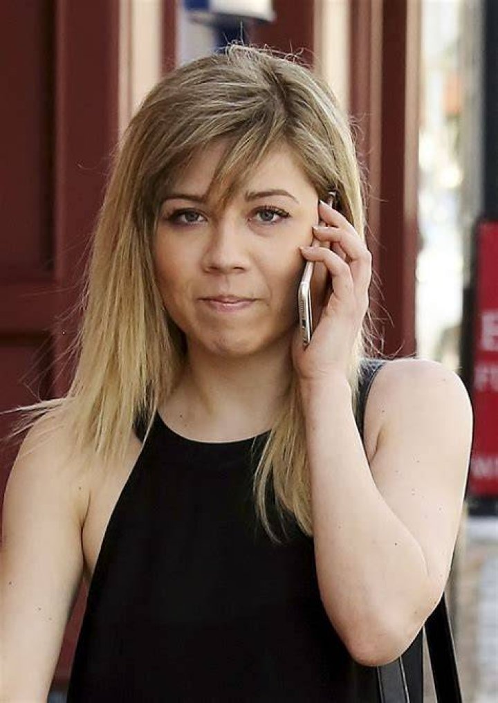 MCCURDY Out and About in Los Angeles 03/16/2017 HawtCelebs
