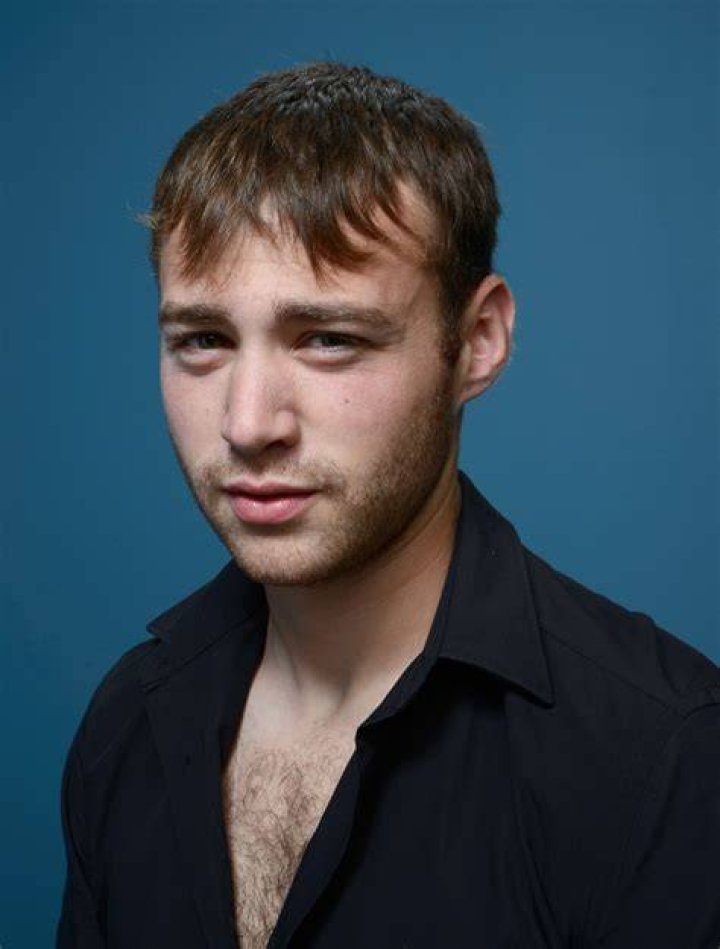 Picture of Emory Cohen