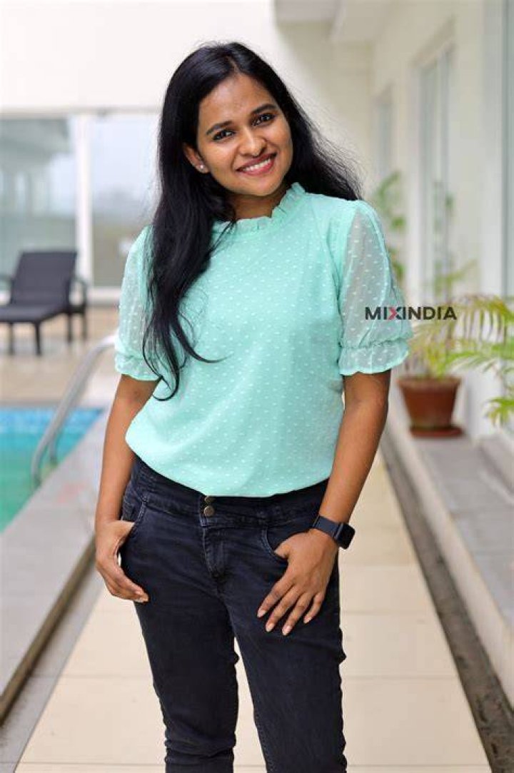 RJ Nilja wiki Biography Height Net Worth images Profile LabuWiki
