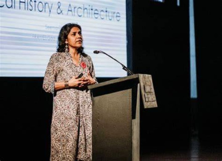 Seema Chisti Yechury Net Worth 2022/2021, Salary, Age, Height, Family,