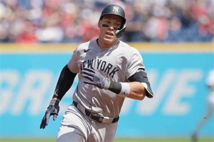 Takeaways from Yankees&rsquo; Aaron Boone&rsquo;s 1st interview postpacemaker