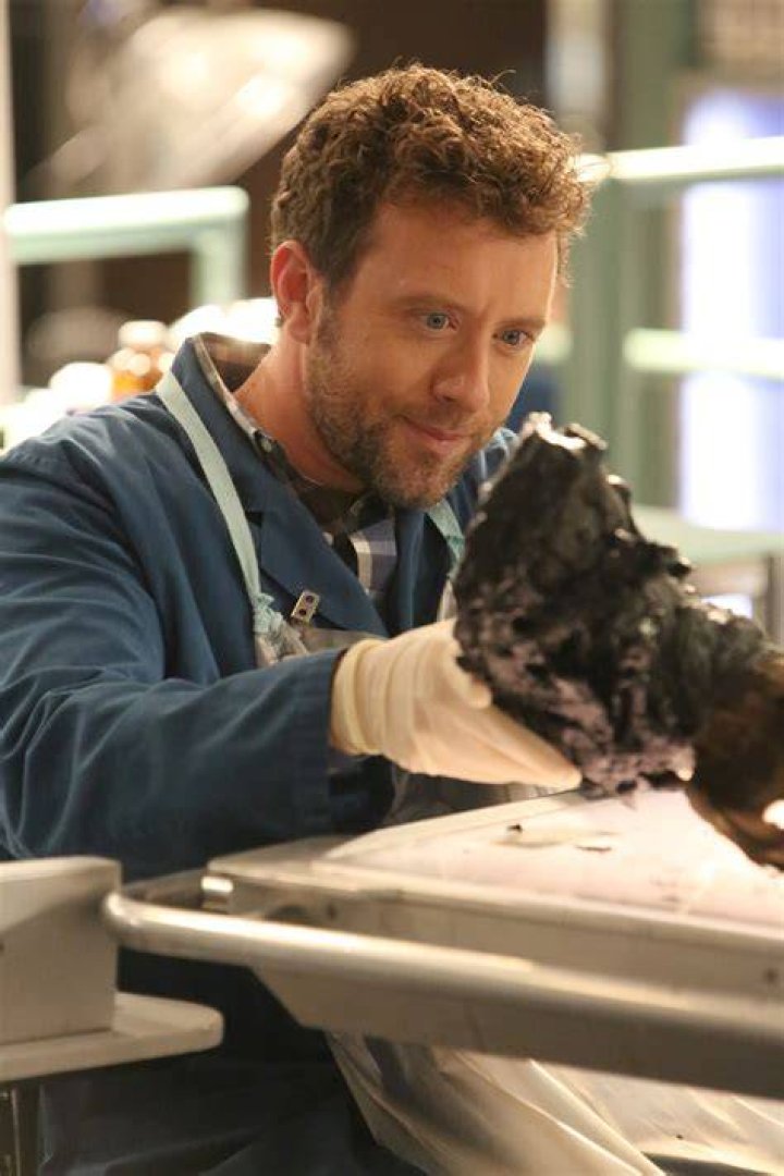 TJ Thyne, Bones Star, Engaged to Girlfriend Leah Park