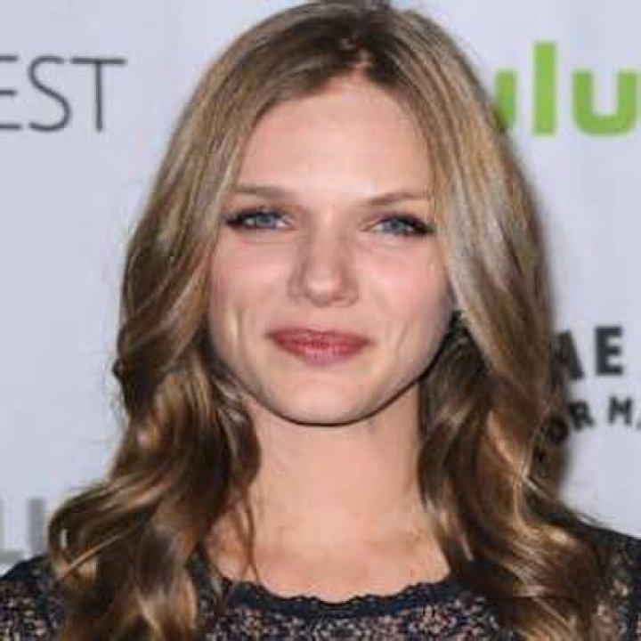 Tracy Spiridakos bio age, net worth, is she married? Legit.ng
