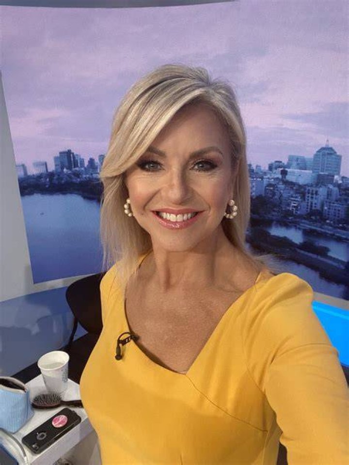 WBZTV Tour with Paula Ebben PR Club